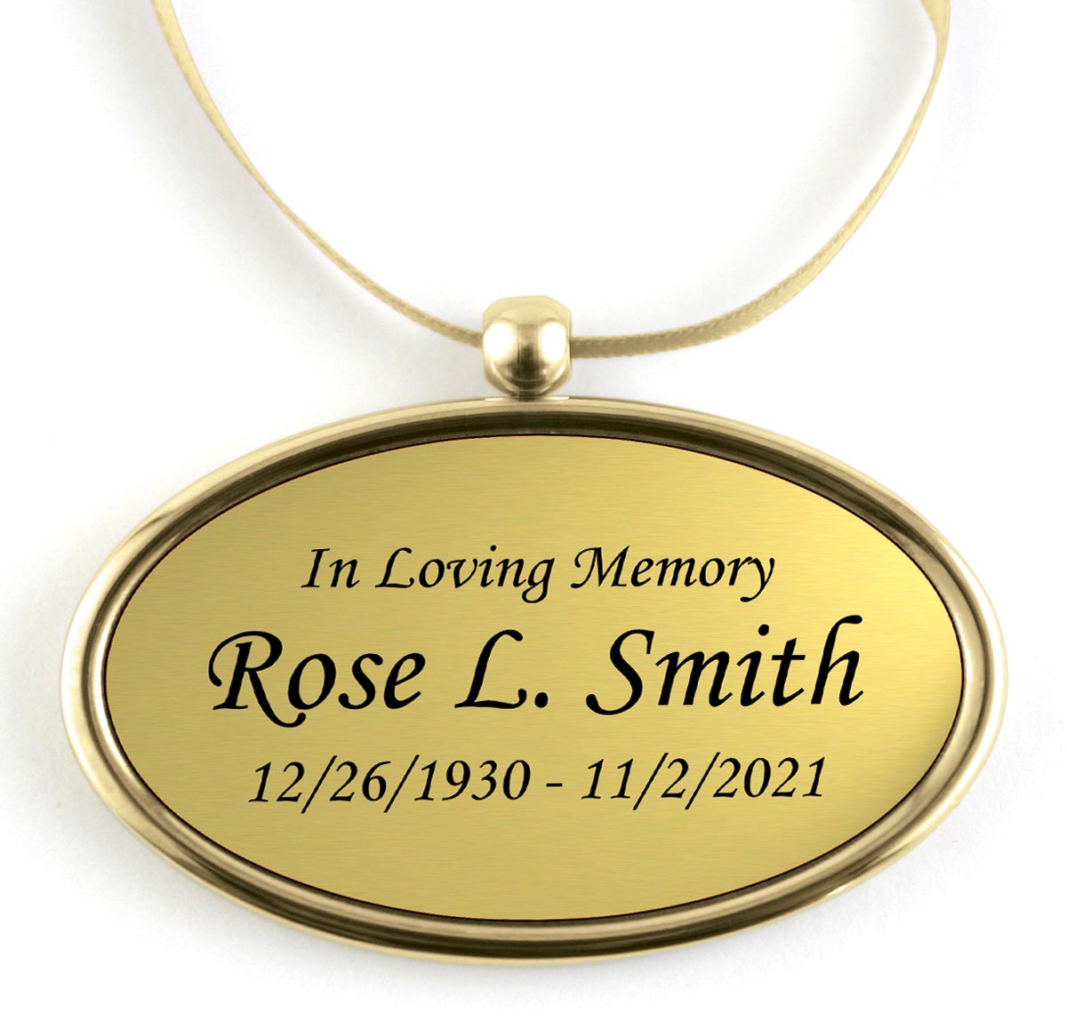 Does this come with a gold satin ribbon as shown? I read in one of the review comments that it did not.
